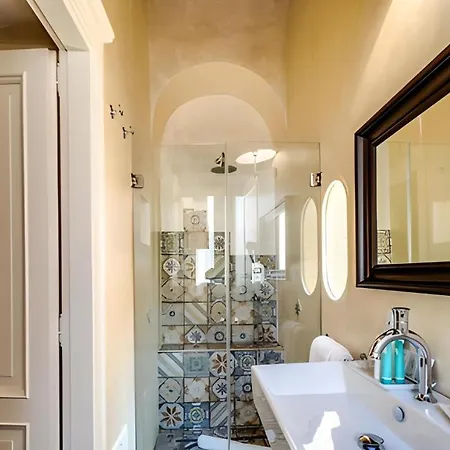 Spanish Steps - Boutique Appartement *